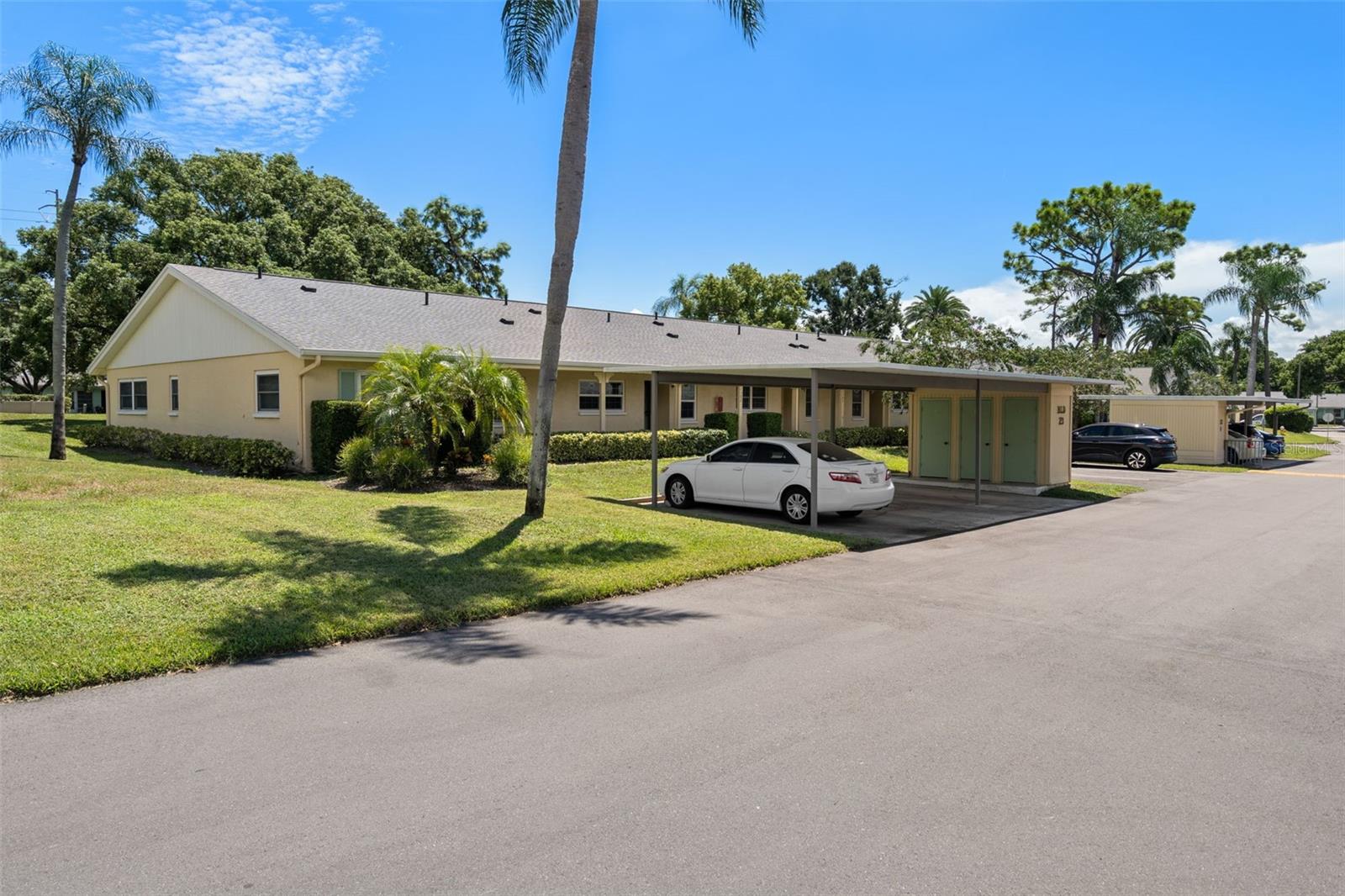 2465 Northside Drive 2303