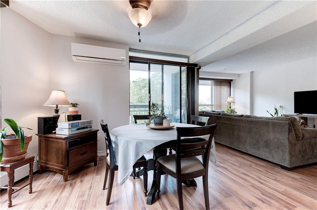 150 CHARLTON Avenue E 308