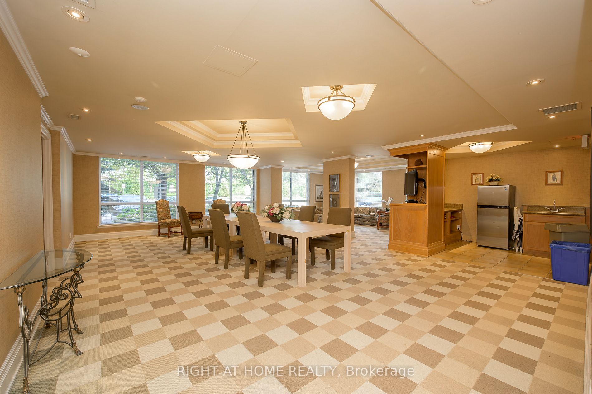 50 Old Mill Rd 706
