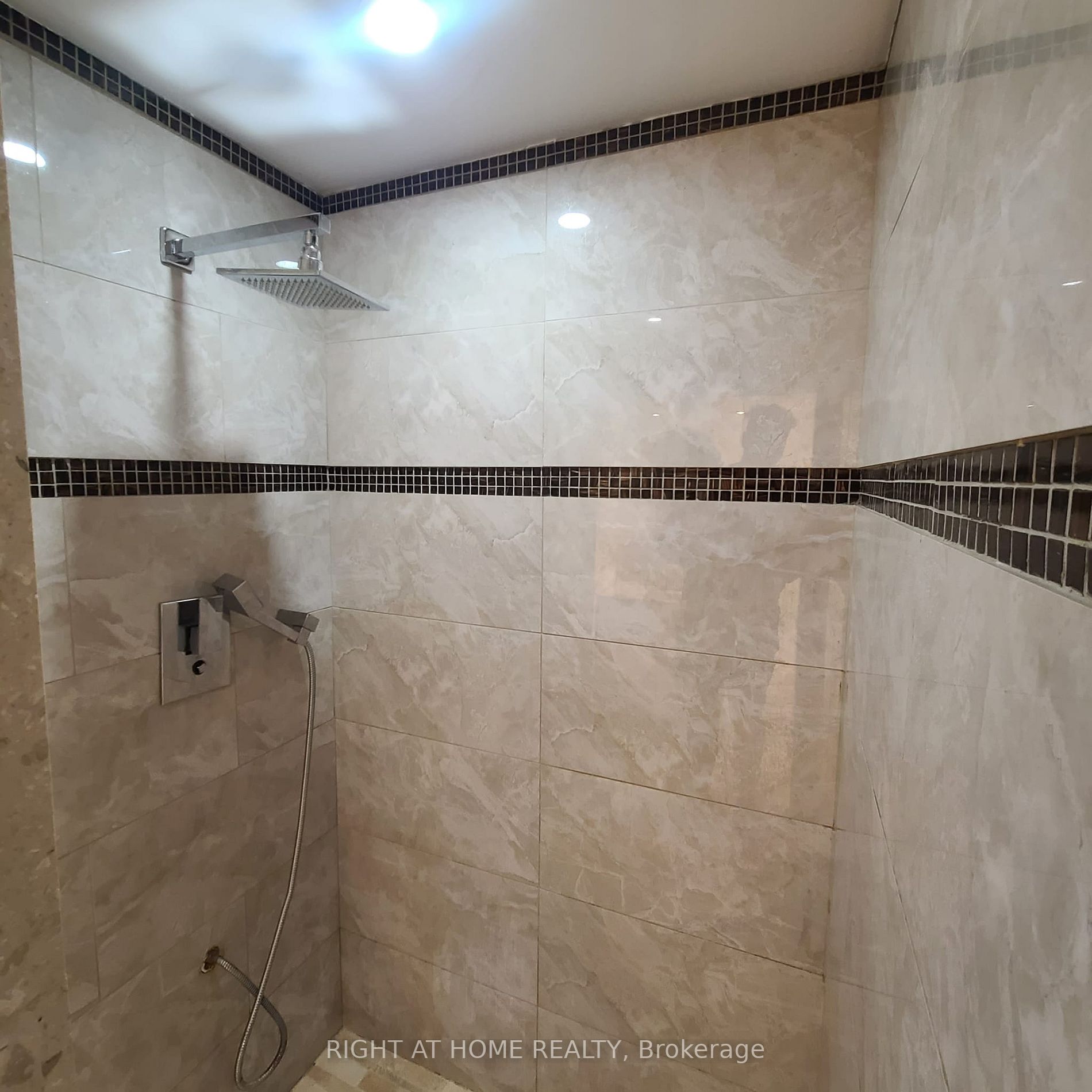 27 Shale Dr Bsmt