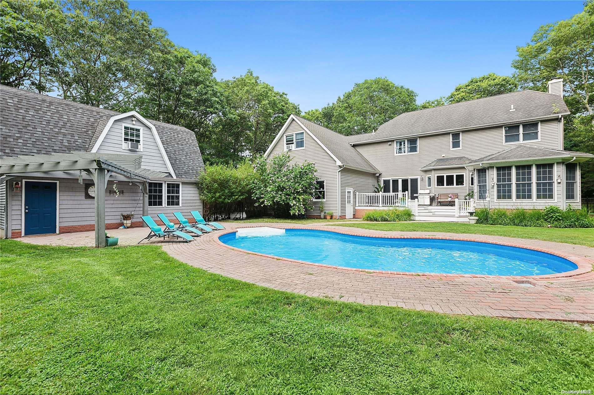 11 Prospect Boulevard