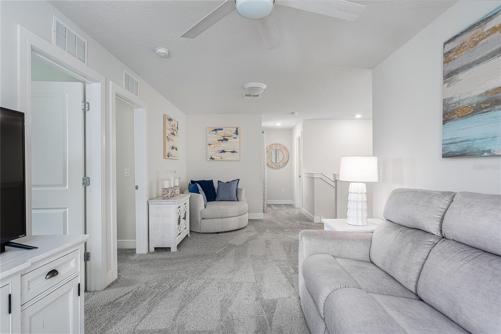 9144 Royal River Circle