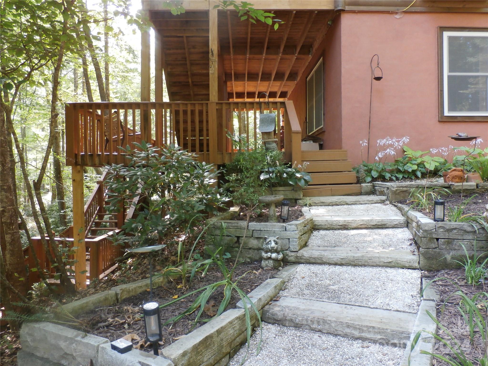 303 Laurel Ridge Drive