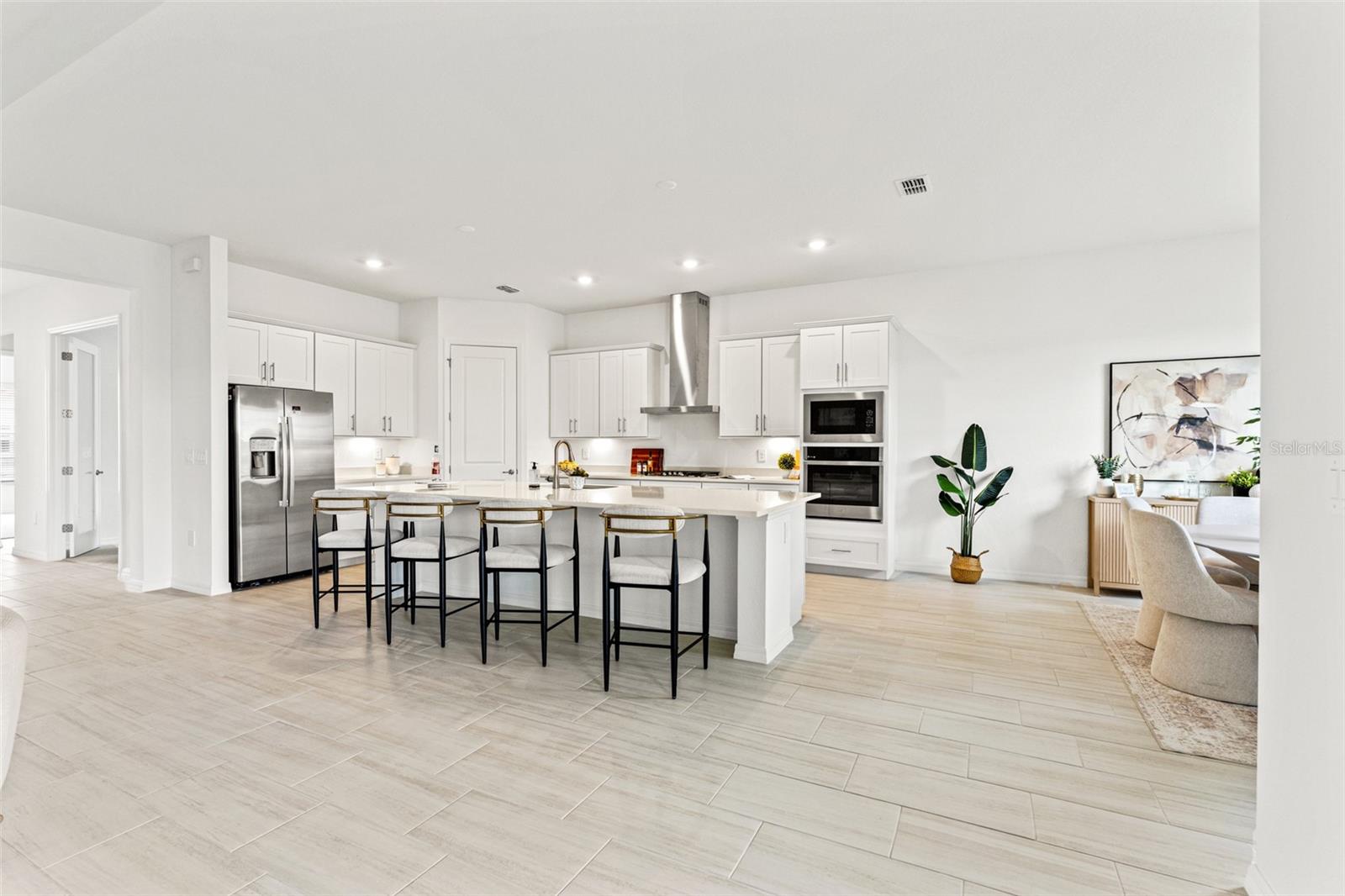 5535 Lightning Whelk Lane