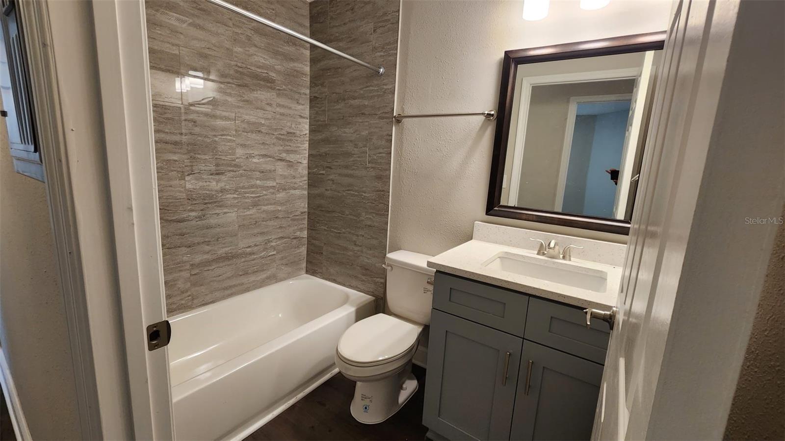 2528 Woodgate Boulevard 102