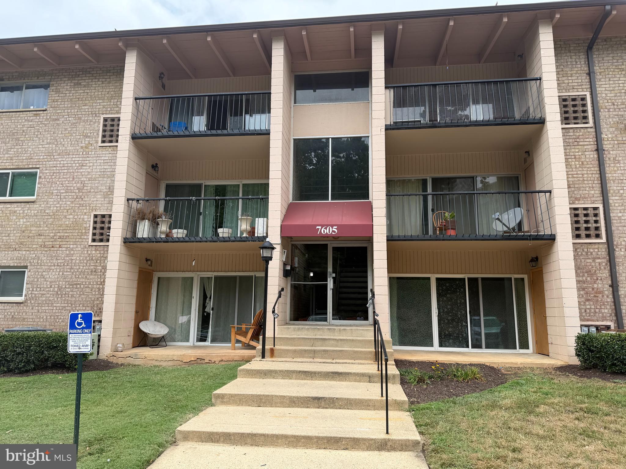 7605 Fontainebleau Drive 2347