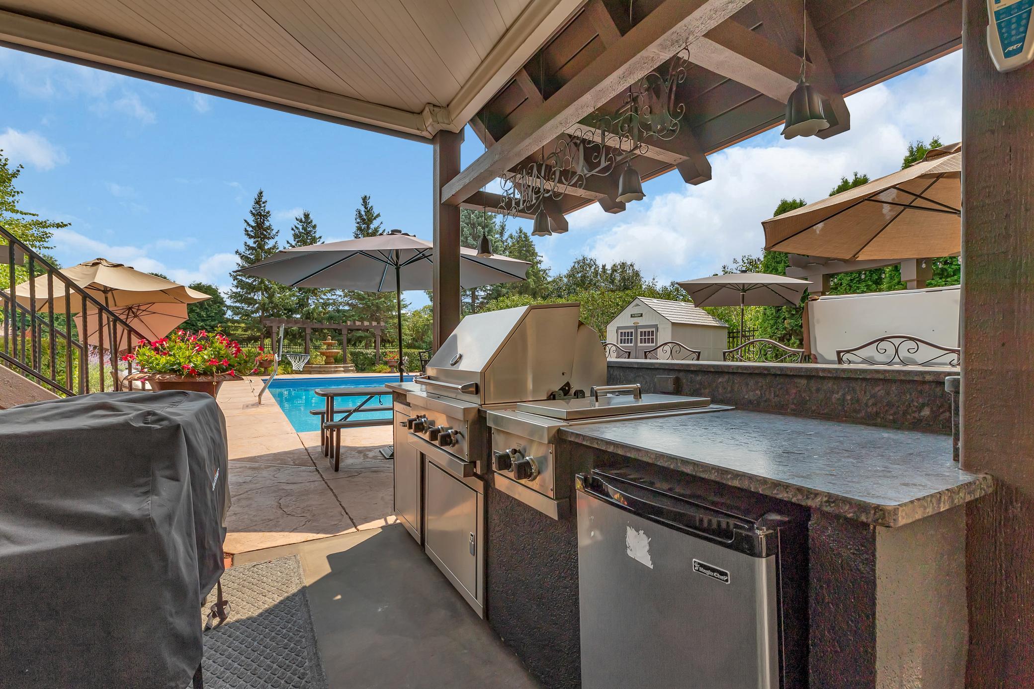 2255 Chelmsford Lane