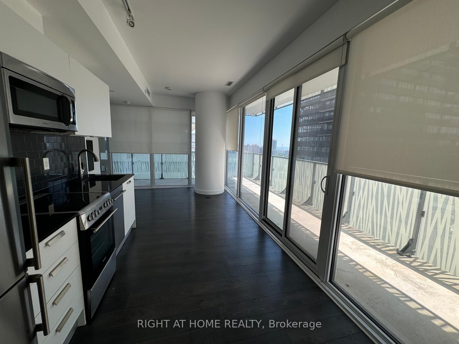 42 E Charles St 2802