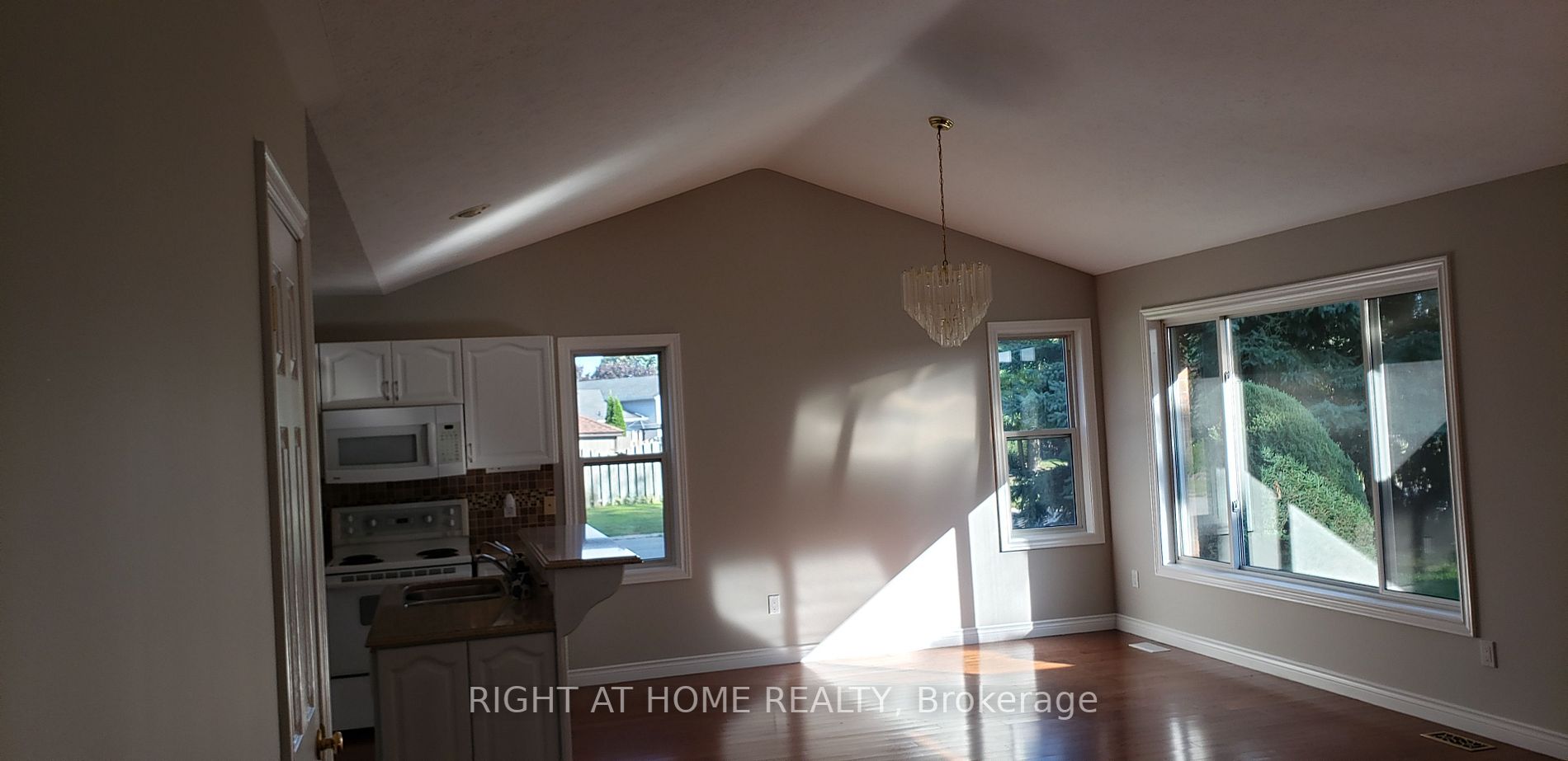 97 Glendale Dr