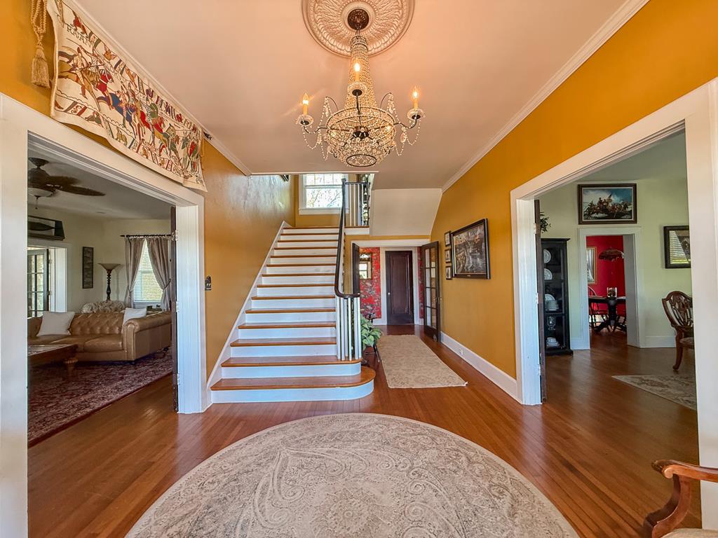212 Bay Ave 9A