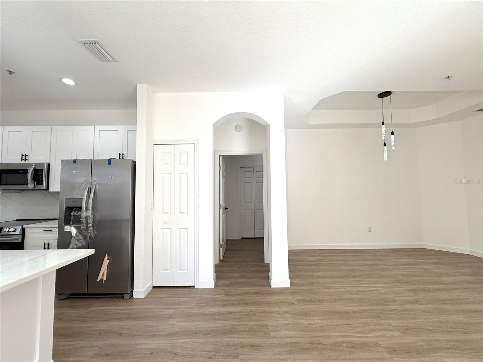 4721 1st Avenue E 4721