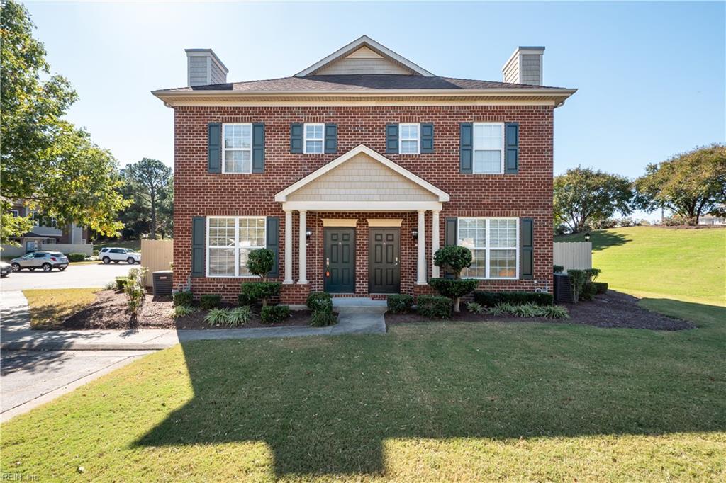 1017 Farrcroft Way, Virginia Beach, VA 