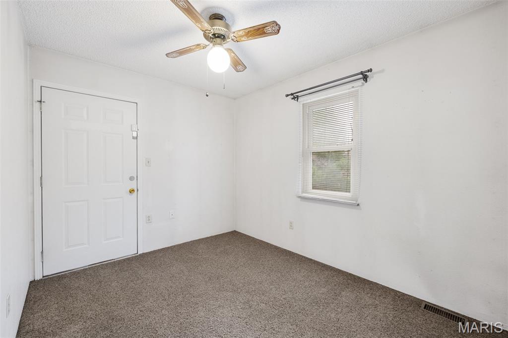 10023 Liberty ` Road