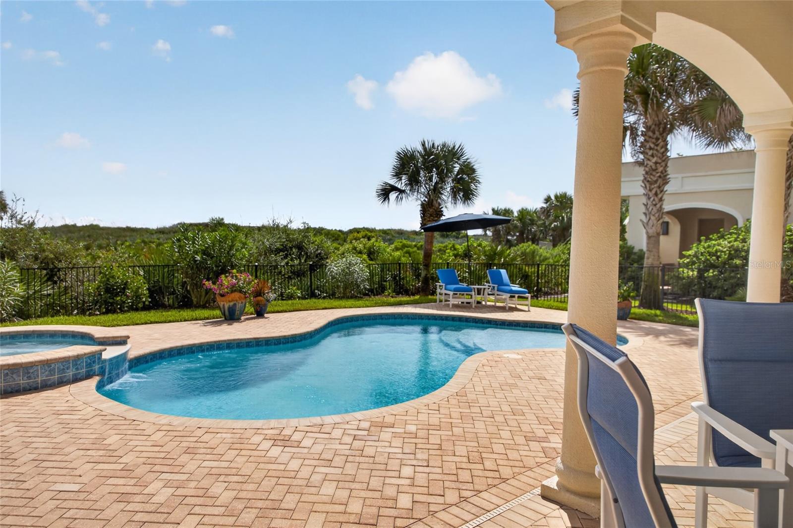 6 Ocean Ridge Boulevard N
