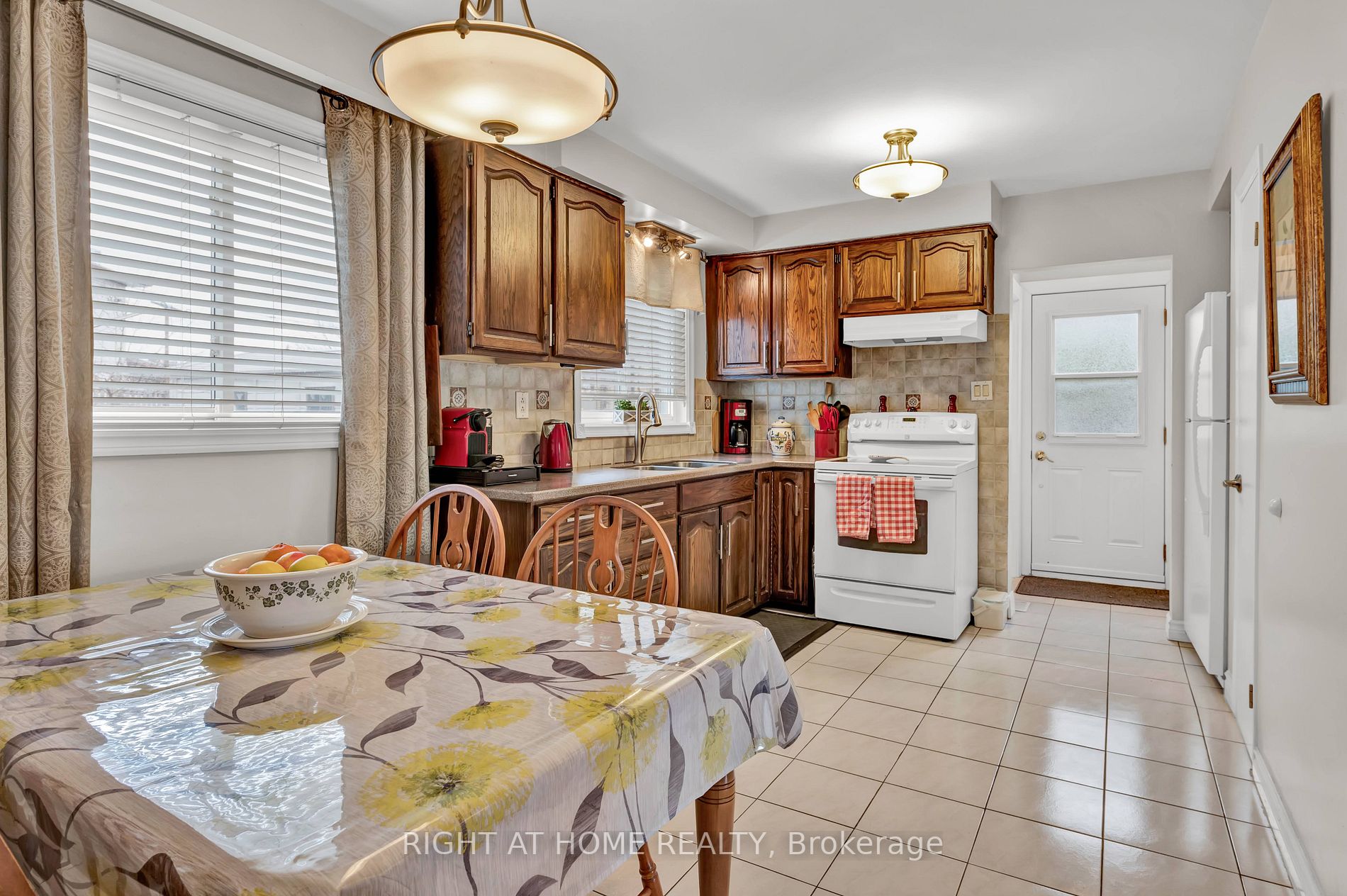 114 Ardwick Blvd