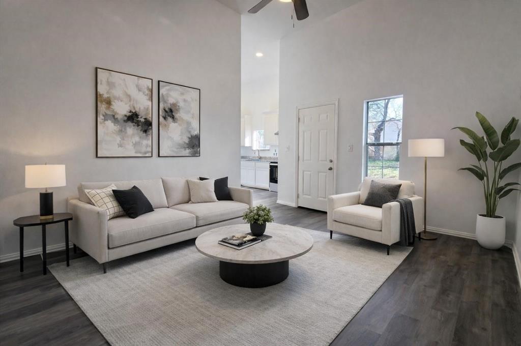 415 W 7th Street