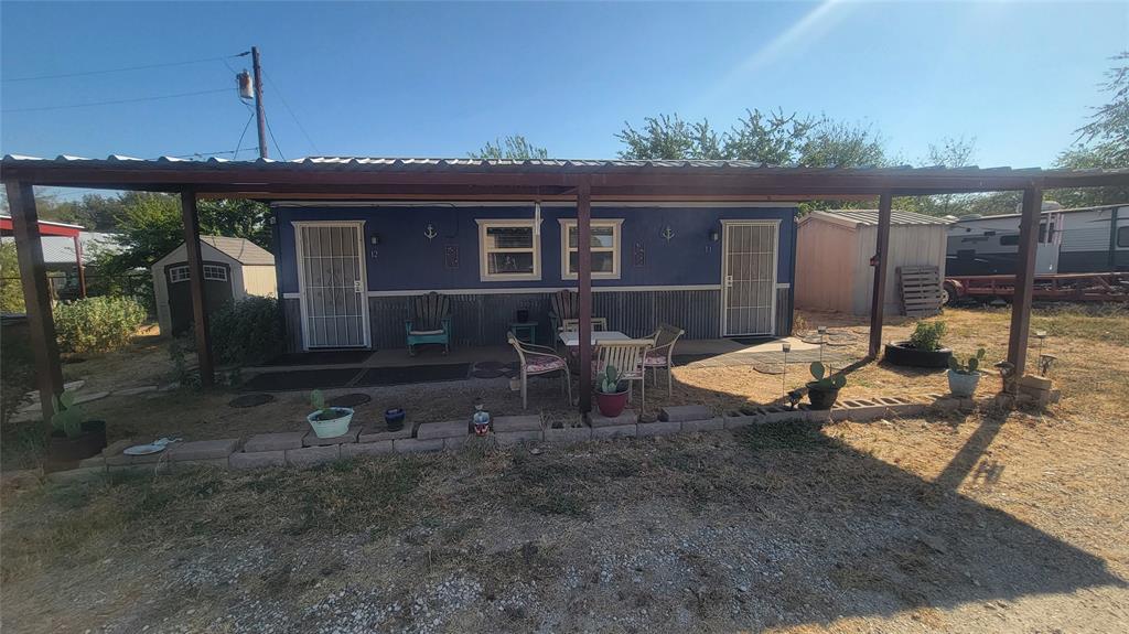 895 College Farm Road 11
