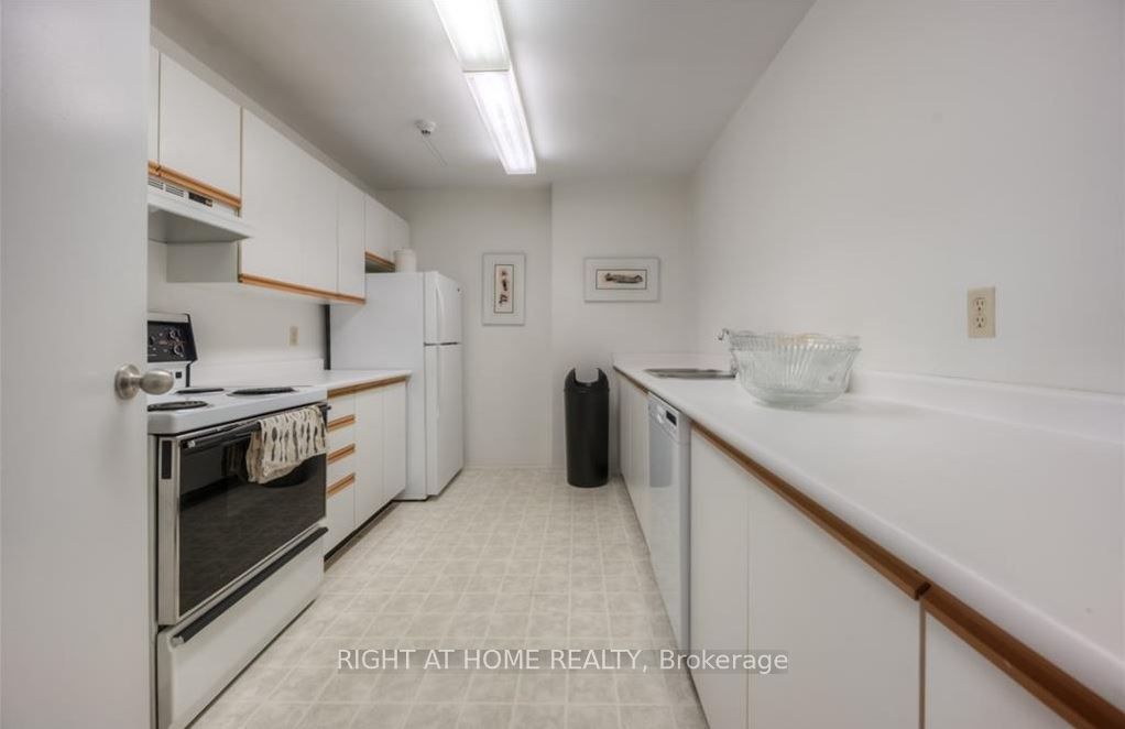 30 Blue Springs Dr 606