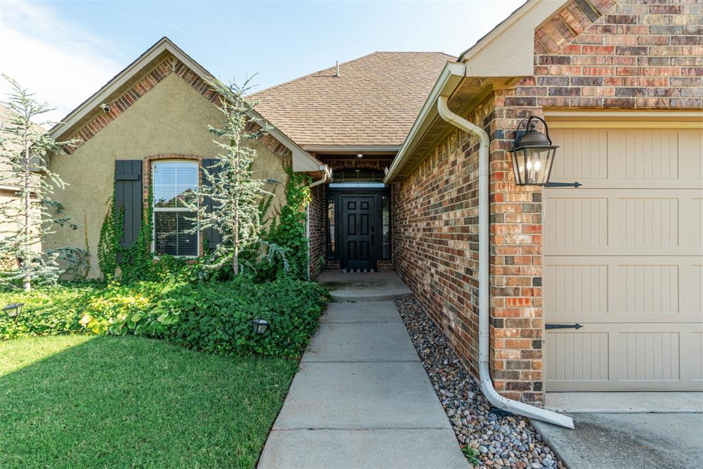 Experience comfort and style in this spacious home featuring 4 bedrooms, 2 full bathrooms, and a 3-car garage, plus a versatile upstairs bonus room that’s perfect for a movie theater, game room, or extra storage with walk-out access to the attic from the upstairs. The 4th bedroom could be used as an office or an additional flex space! Remodeled in 2021, the wood-like floors and crisp white walls create a bright, airy atmosphere throughout.
Relax by the cozy living room fireplace or entertain with ease in the open-concept layout connecting the kitchen, dining nook, and living space. The kitchen offers extensive storage and sleek stainless-steel appliances.
Retreat to the luxury primary suite, complete with dual sinks, a soaker tub, and a walk-in shower powered by a tankless water heater. Don’t miss the fenced backyard with a basketball hoop, lush grass, and mature trees. Plus, a new roof is coming soon to this home!
Located in the secure and sought-after Rosewood Addition with a neighborhood pool, clubhouse, playground and within the Deer Creek school district. This home is the perfect combination of elegance, convenience, and privacy.