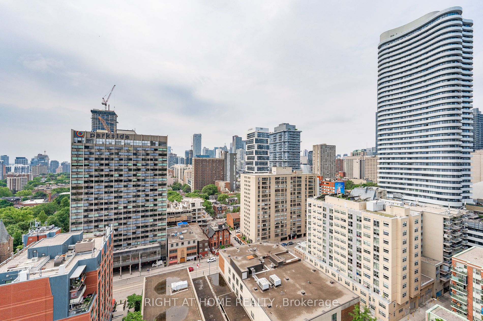 281 Mutual St 1701