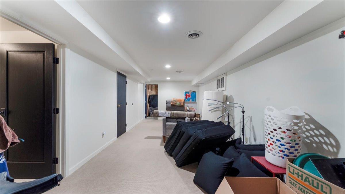 1722 Boxwood Circle