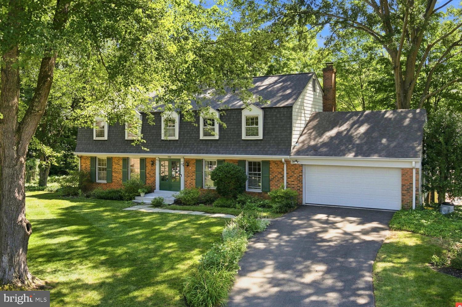 4200 Pickering Place