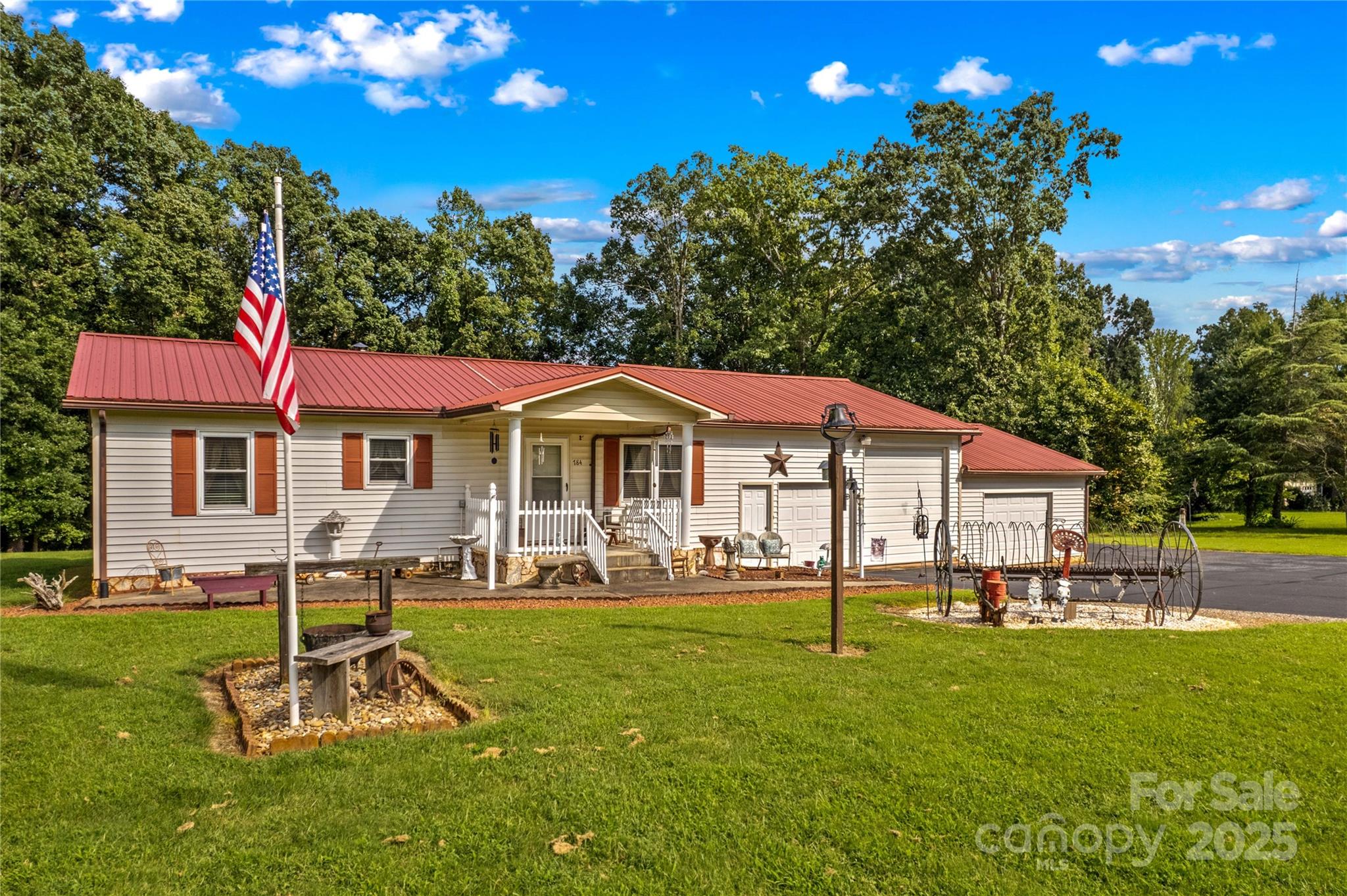 784 Whites Farm Road