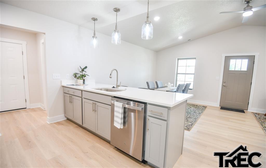 293 Cypress Dr