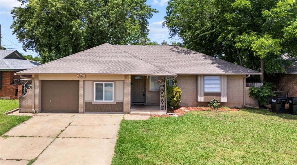 Remodeled 4 bed (converted garage) 1 bath home in the Moore School District! $1000 deposit. $250/pet deposit. (Pet deposit is non-refundable) Owner/agent