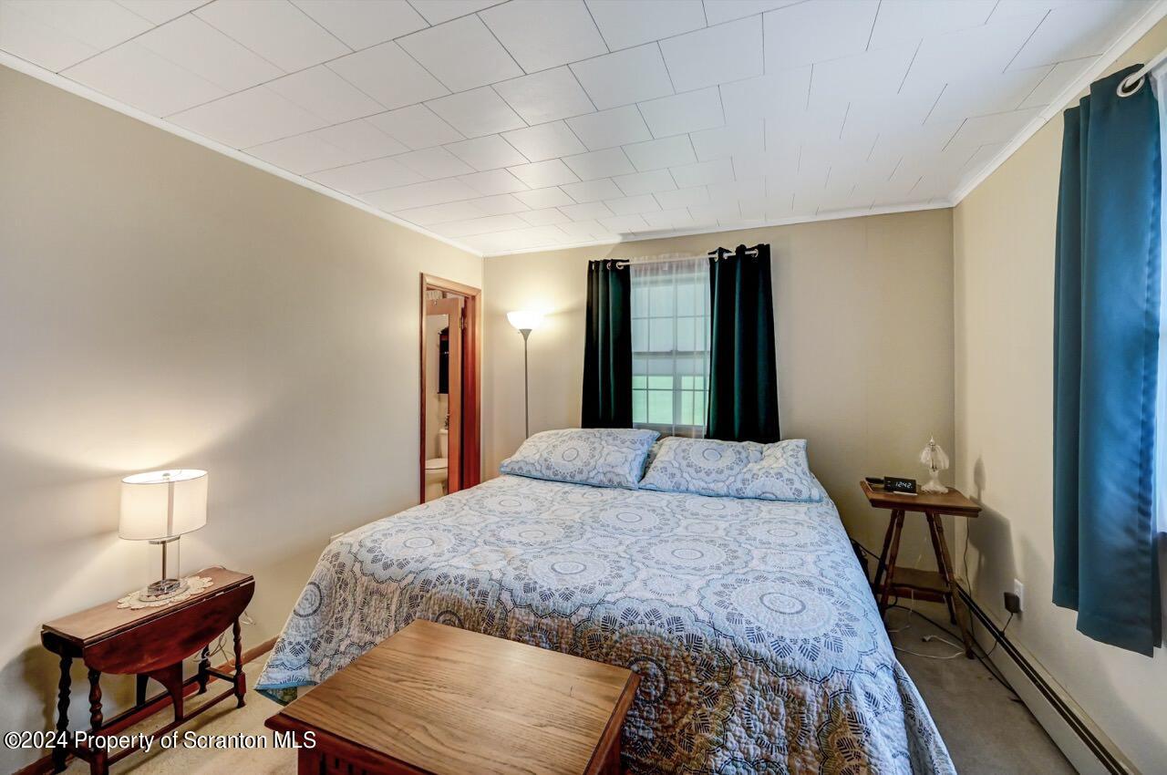 325 Schoolhouse Hill Road