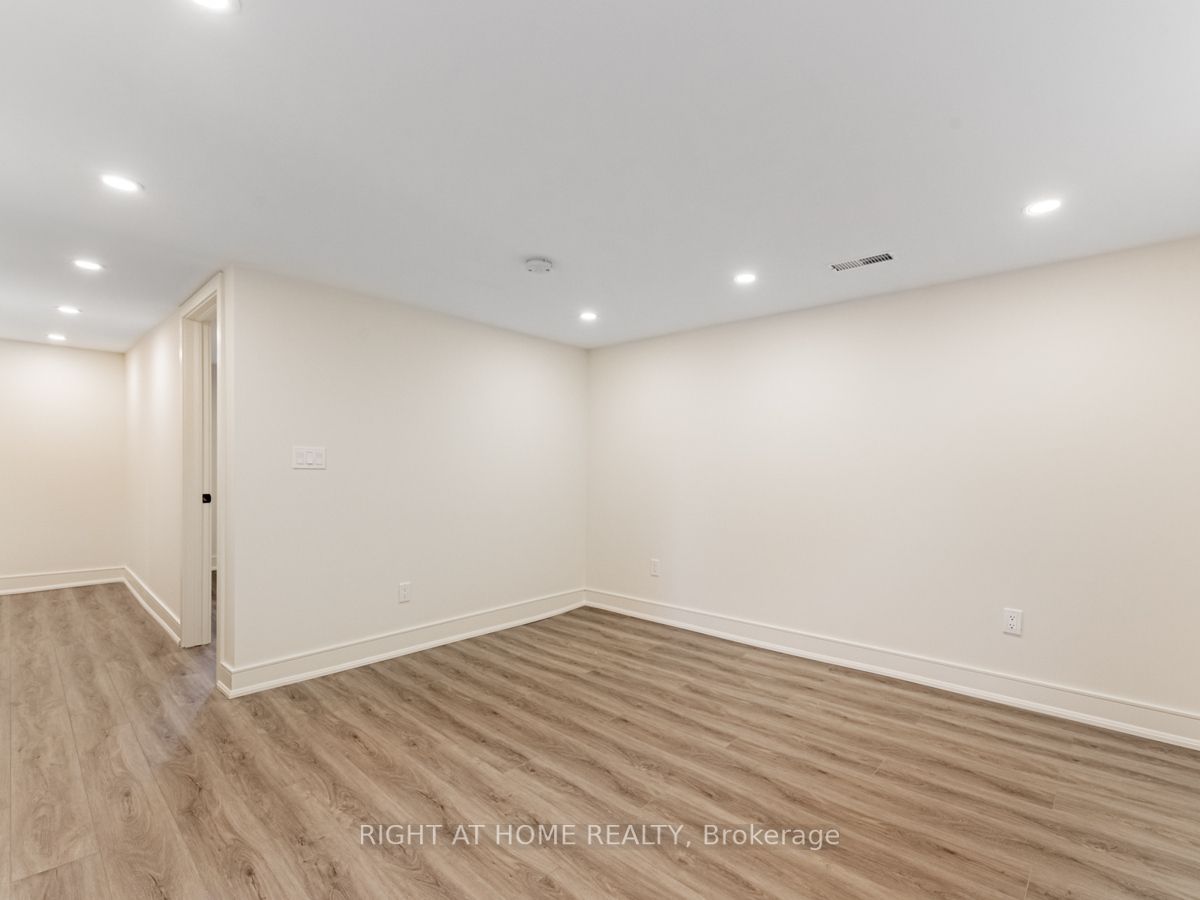 141 Tower Dr