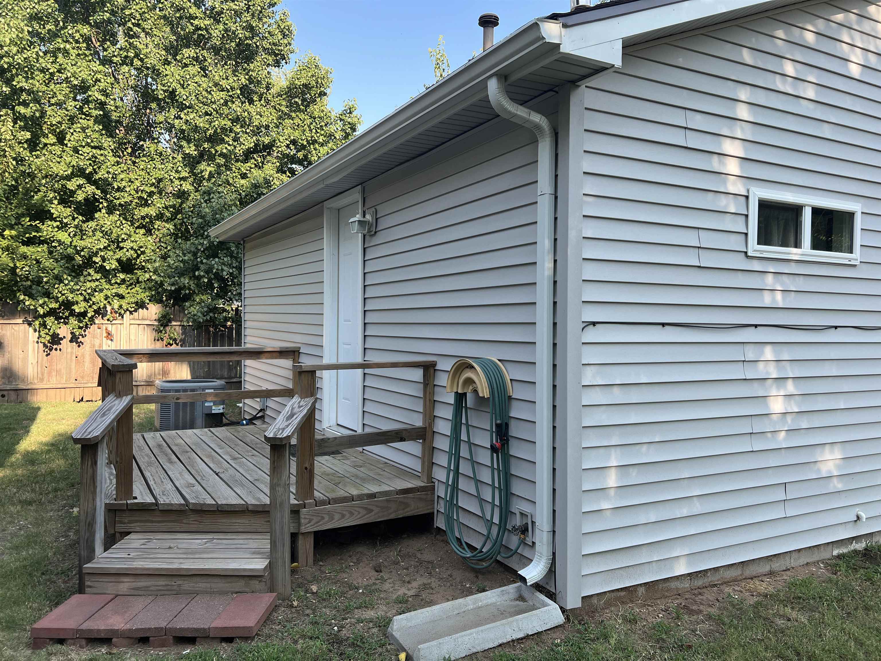 1328 W Oklahoma