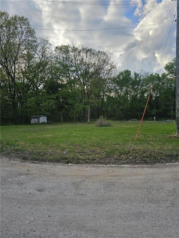 305 & 309 E Sugar Lake Drive