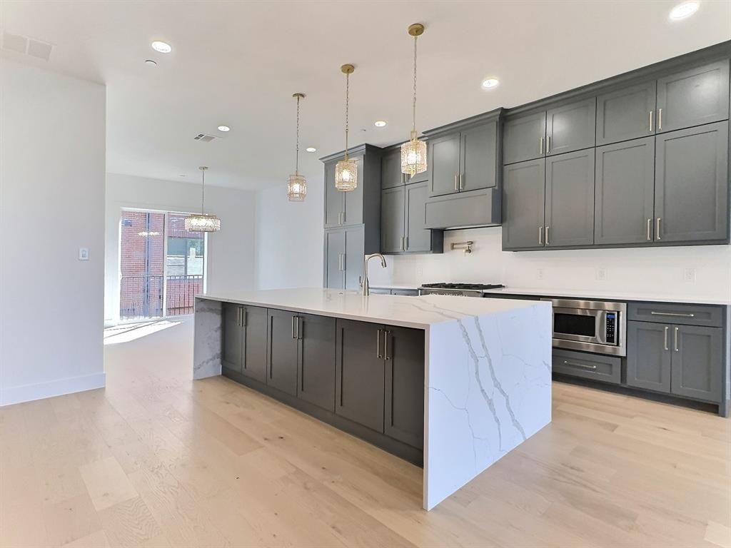 408 Vista Buena Trail