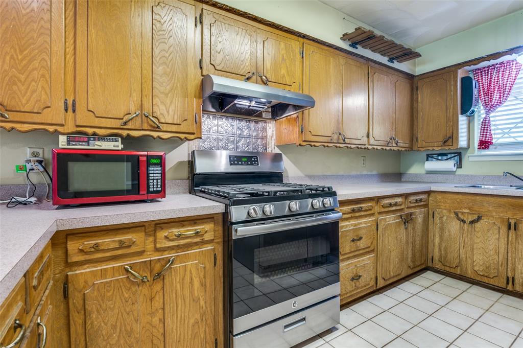 831 Hill City Drive