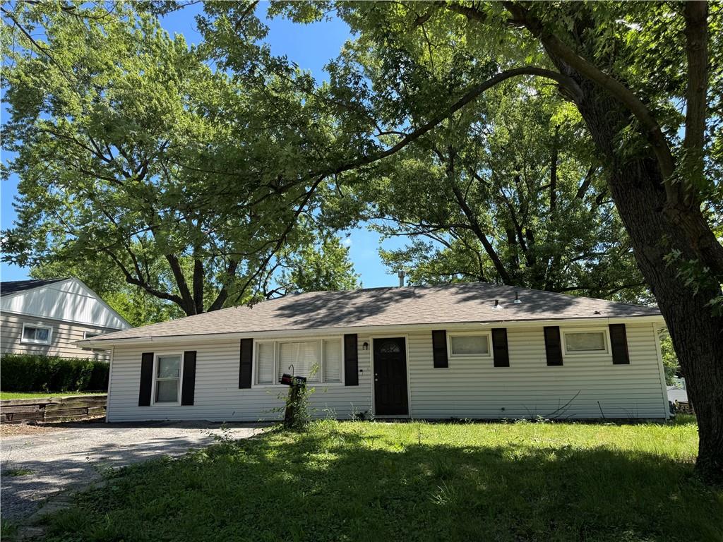 5309 N Michigan Avenue