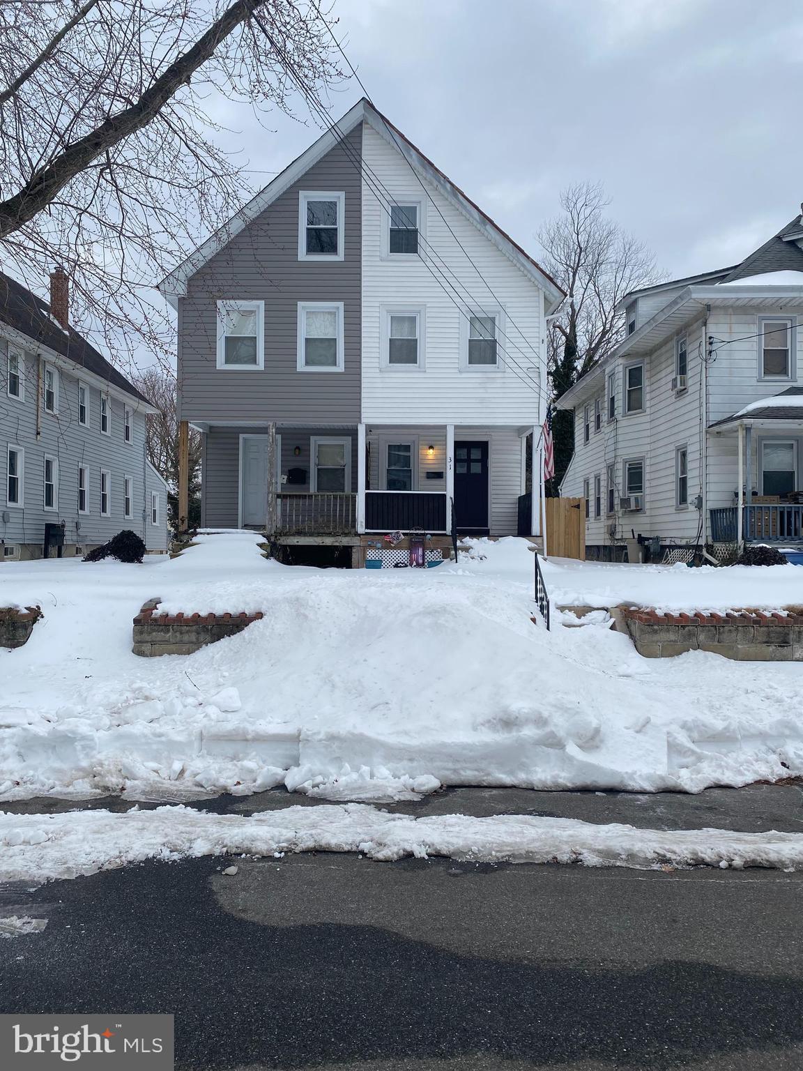 31 Eighth St  