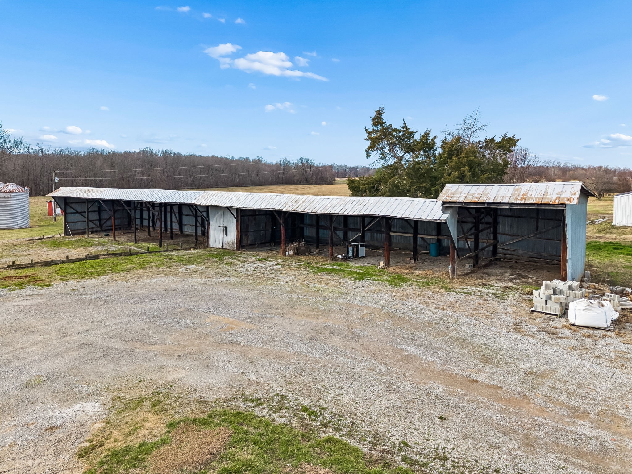 7307 Dunn Rd
