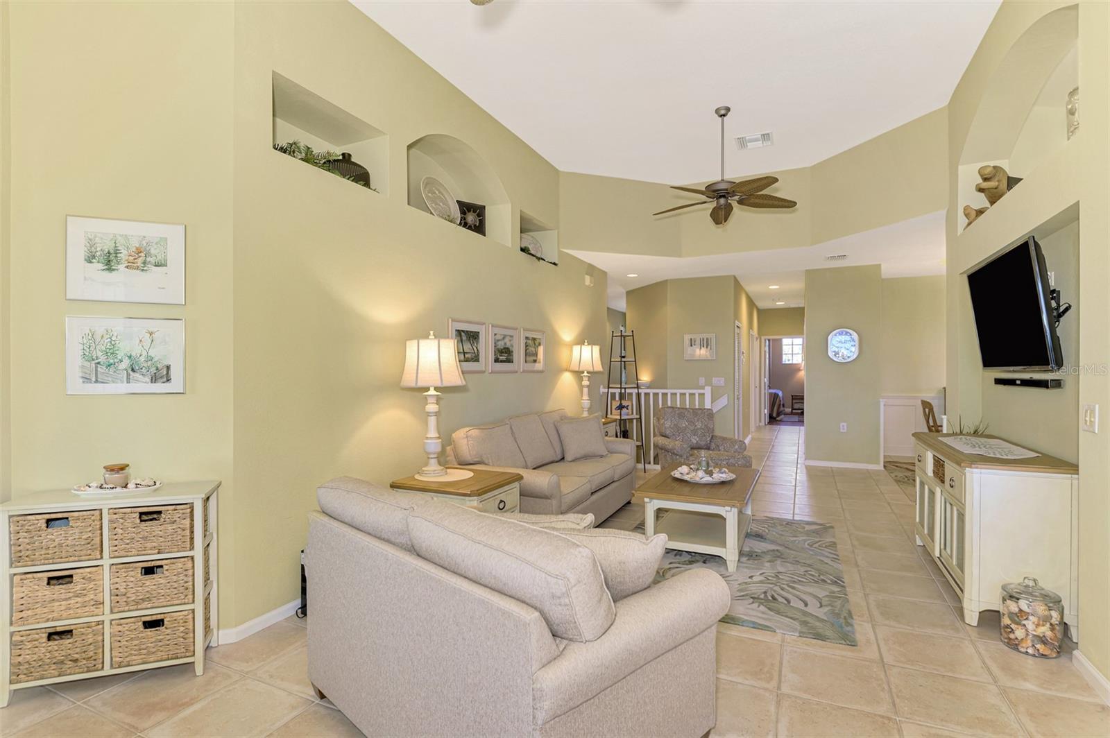 4604 Club Drive B201