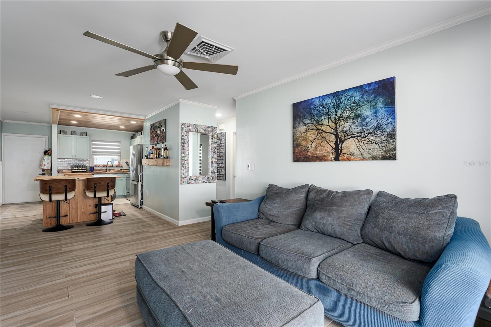 2115 9th Avenue W 6D