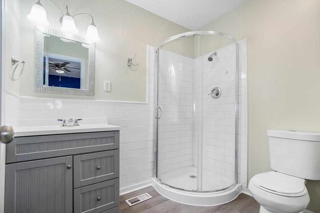 808 N Crysler Avenue