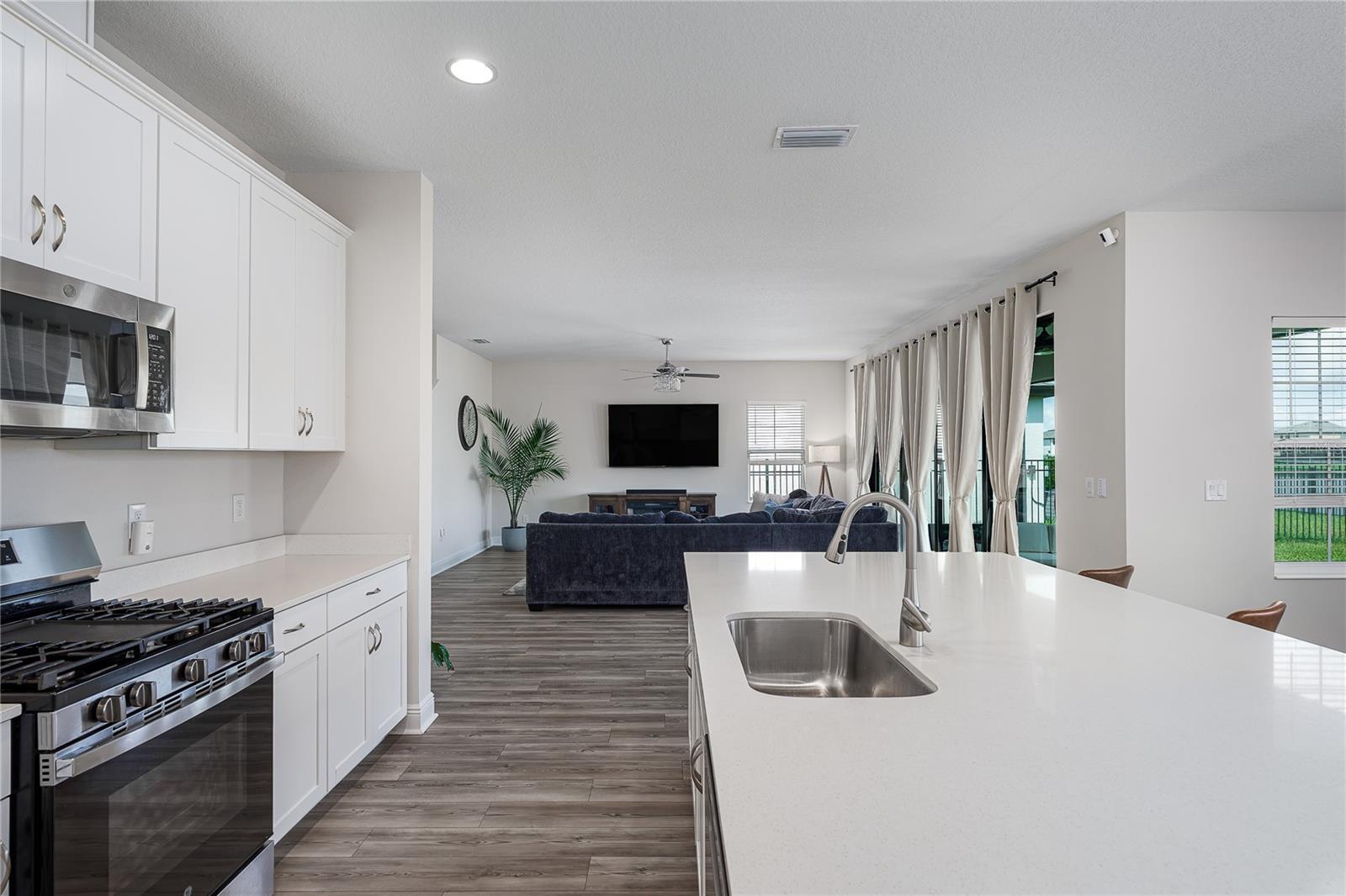 13137 Homestead Lane