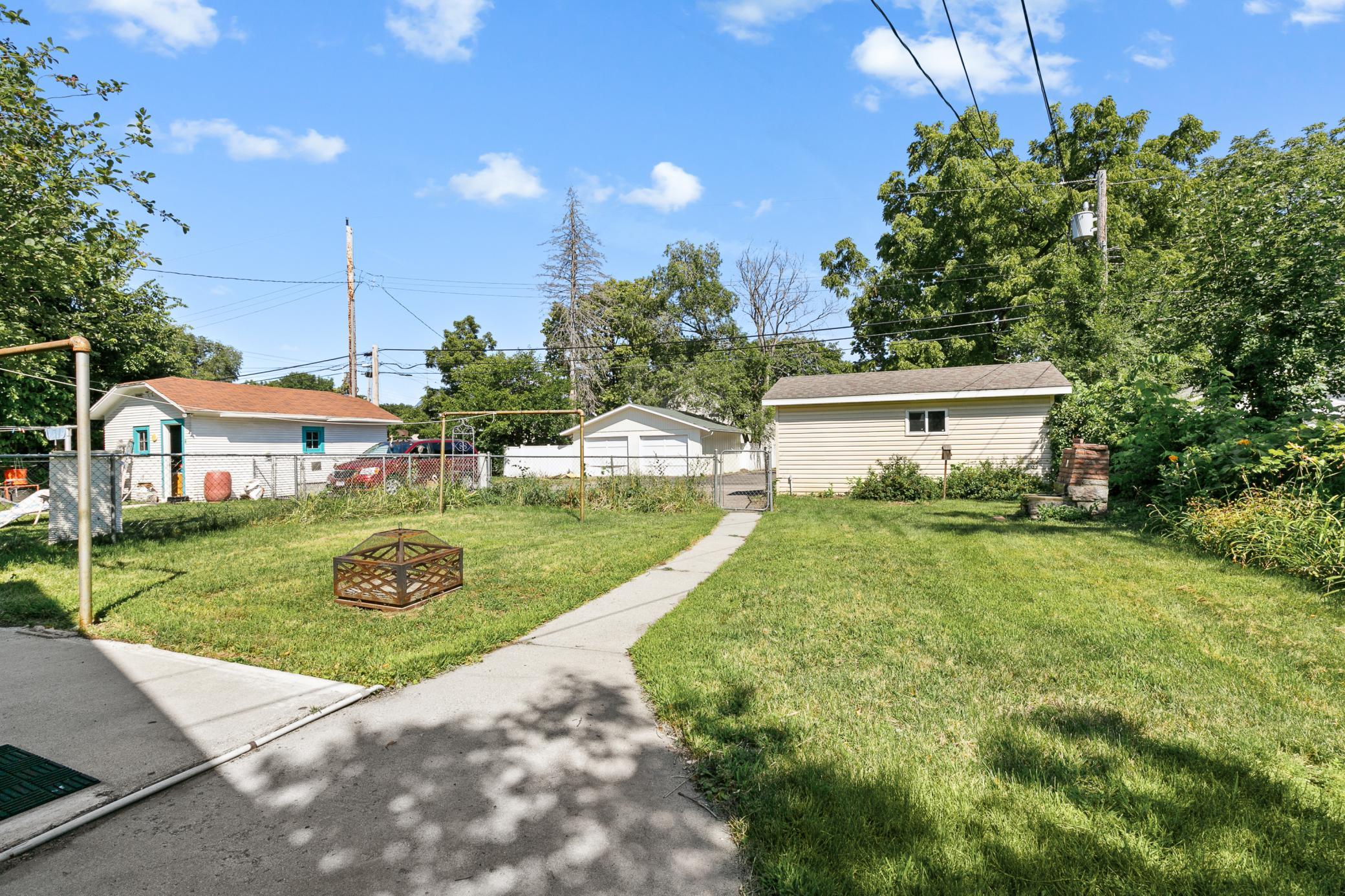 712 Washington Memorial Drive