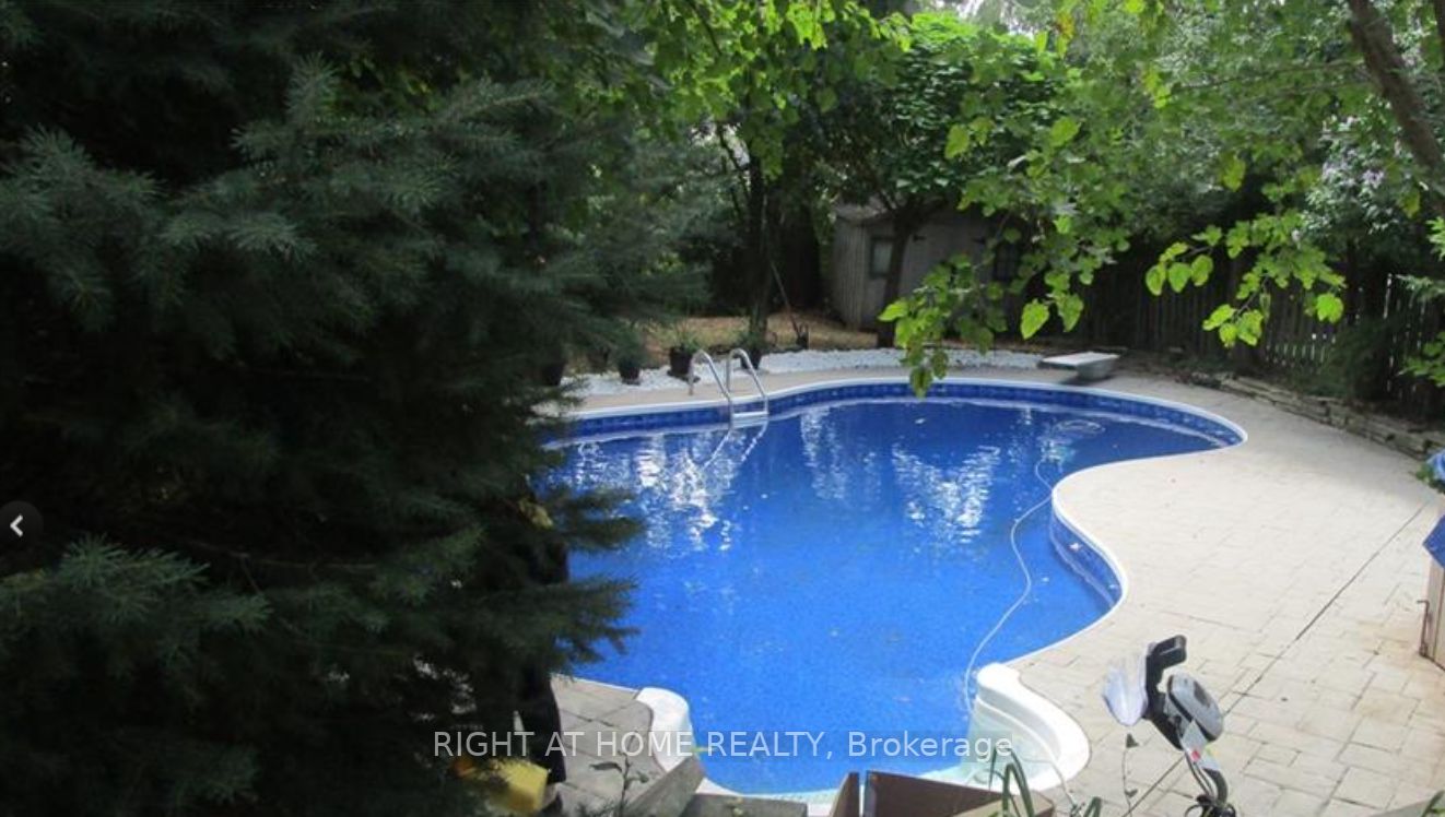 50 Barrydale Cres