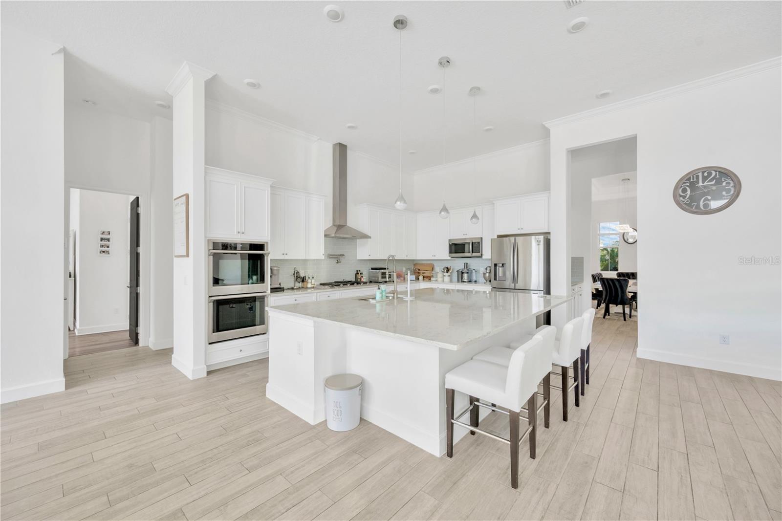 832 Manns Harbor Drive