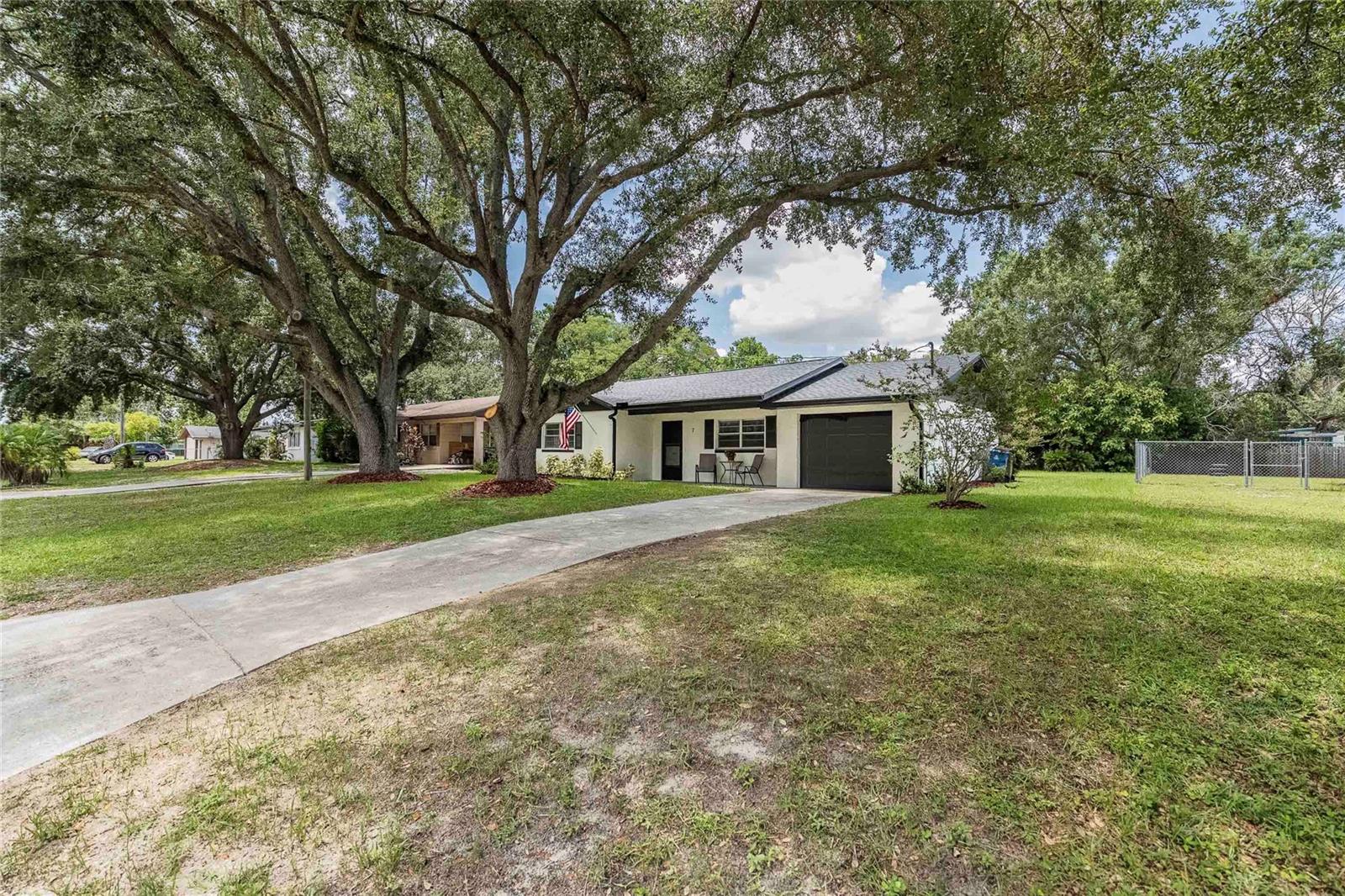 7 E Grove Avenue