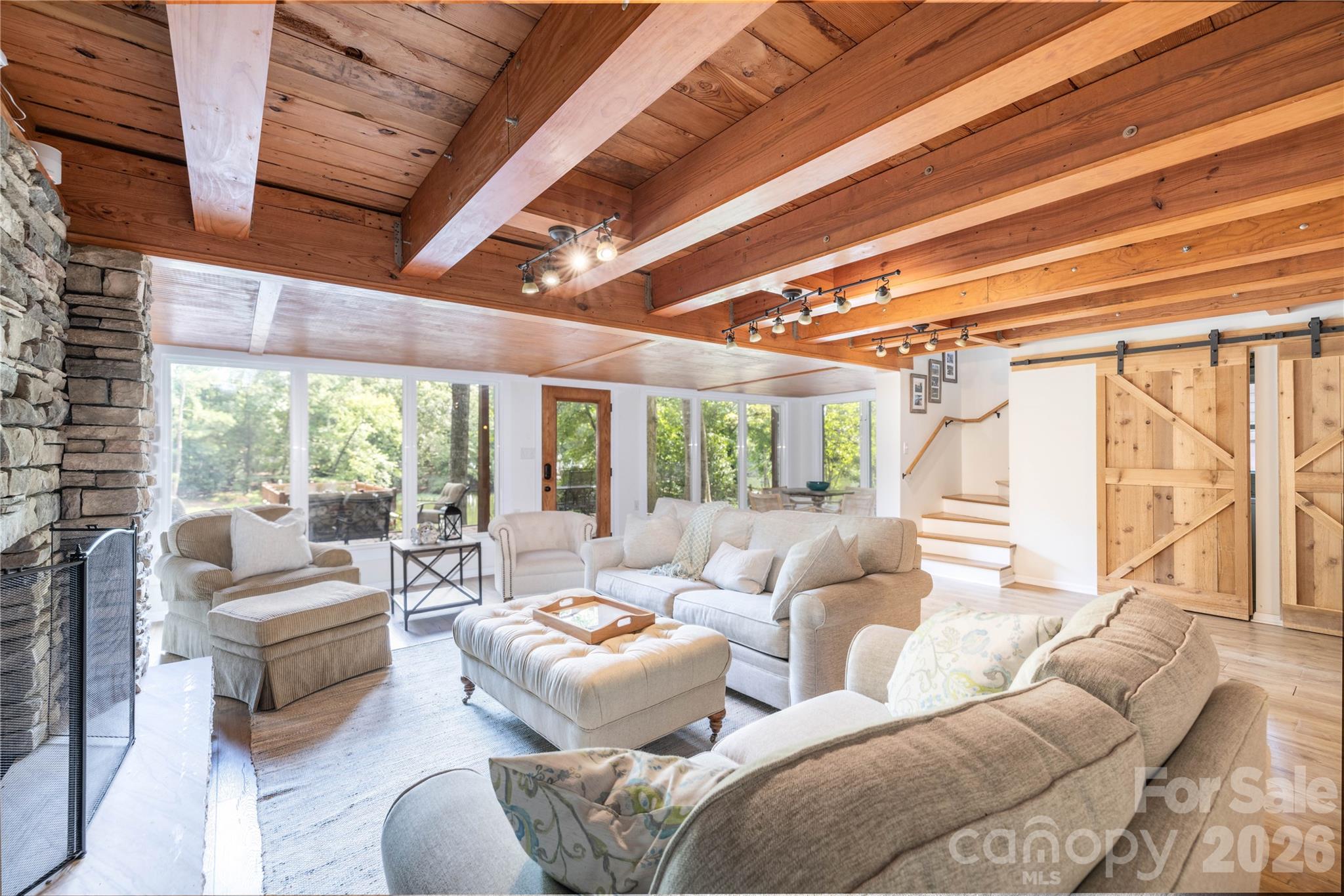 825 Emerald Shores Road