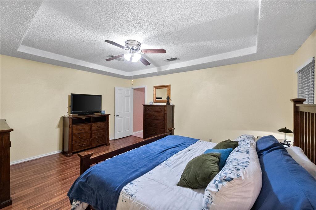 1504 Arrowhead Drive