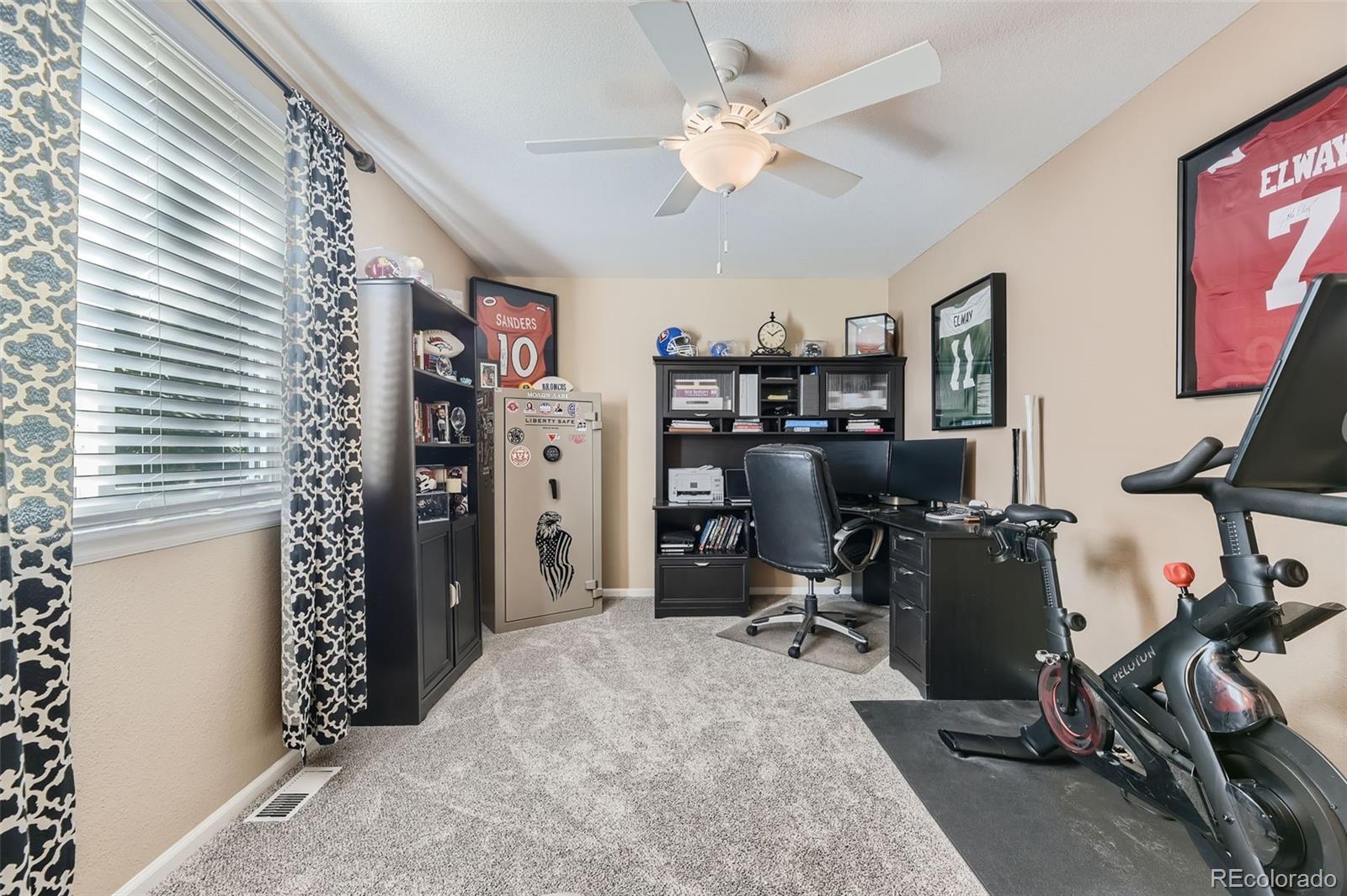 4892 Collinsville Place