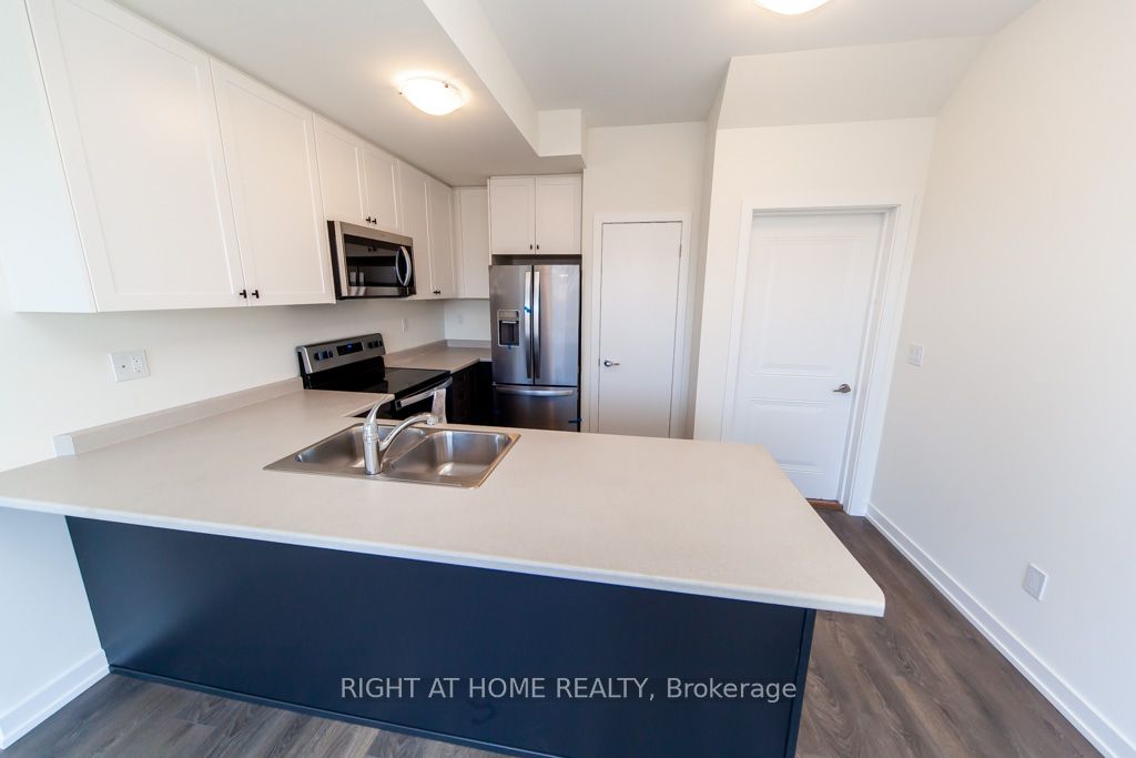 160 Densmore Rd 2104